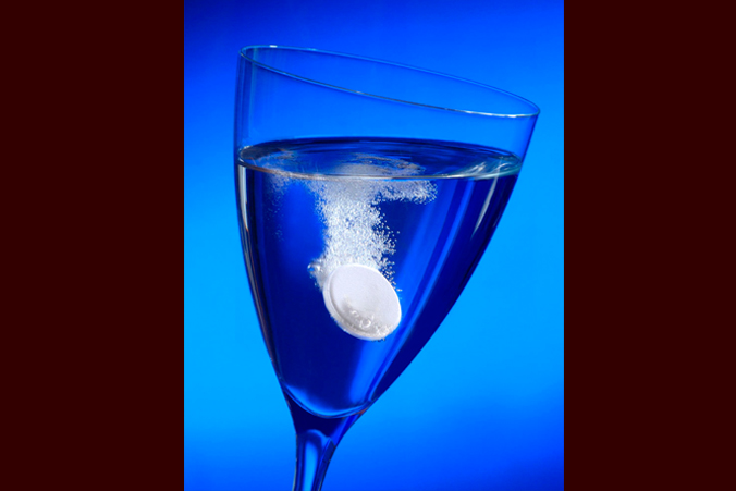 Nature morte cachet effervescent